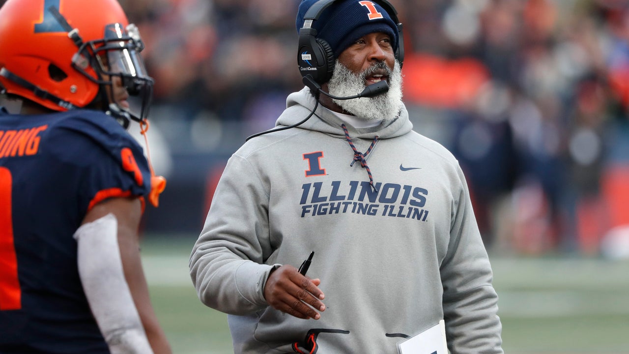 Swarming defense lifts Illinois over Rutgers 38-10